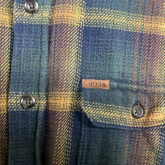 Orvis Men's Classic Collection Plaid Flannel Button-Up Shirt/Shacket w/Pockets - Picture 4 of 12